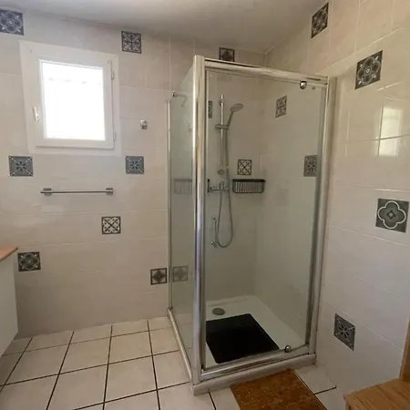 Les Hauts D'embres Piscine Et Wifi * Embres-et-Castelmaure
