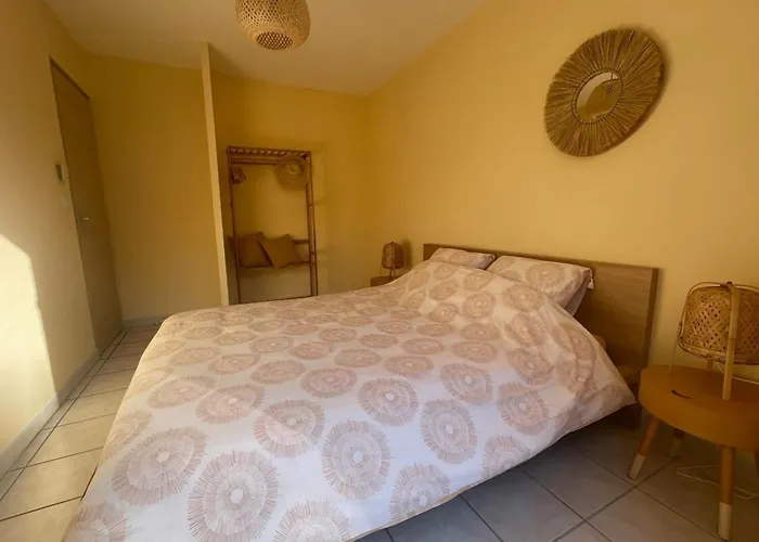 Les Hauts D'embres Havre De Paix Pour 8 * Embres-et-Castelmaure